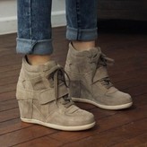  ()   Isabel Marant