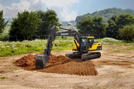   VOLVO EC200D